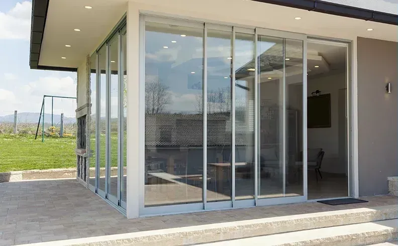 fabrication et installation de vitrages sur mesure