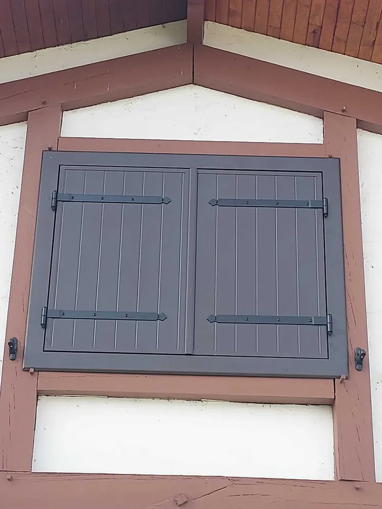 faites poser vos volets par hfm a cassen (1)