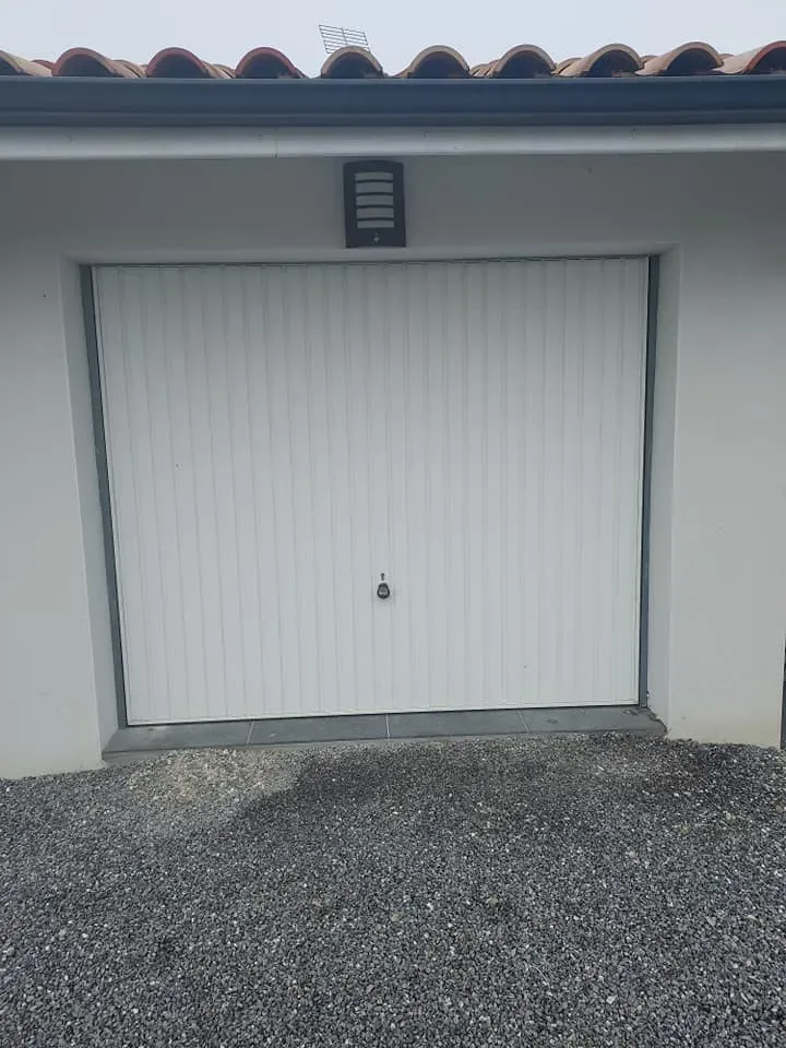 pose et depannage porte de garage a cassen (3)